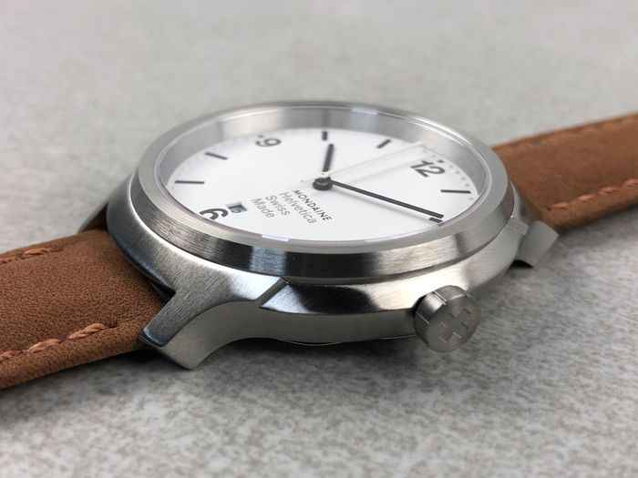 Mondaine - Helvetica No1 Bold MH1.B1210.LG – Collezionissimo