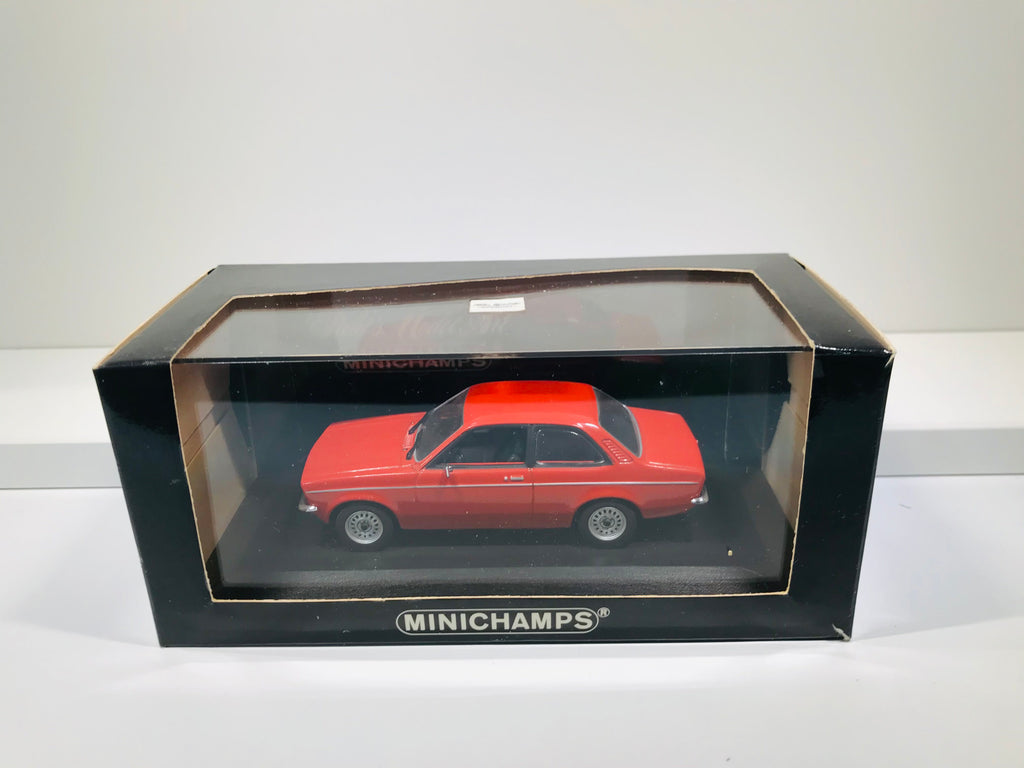 Opel Kadett C Coupé Gold Metallic 1978 400048100 Minichamps Opel Kadett C Coupé Gold Metallic 1978 400048100 Minichamps