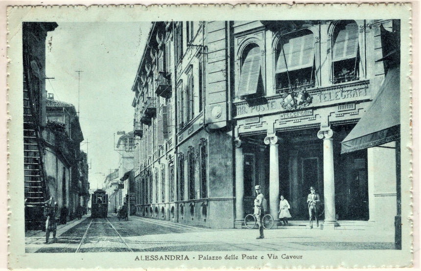 Cartolina antica Alessandria via Cavour e palazzo Poste