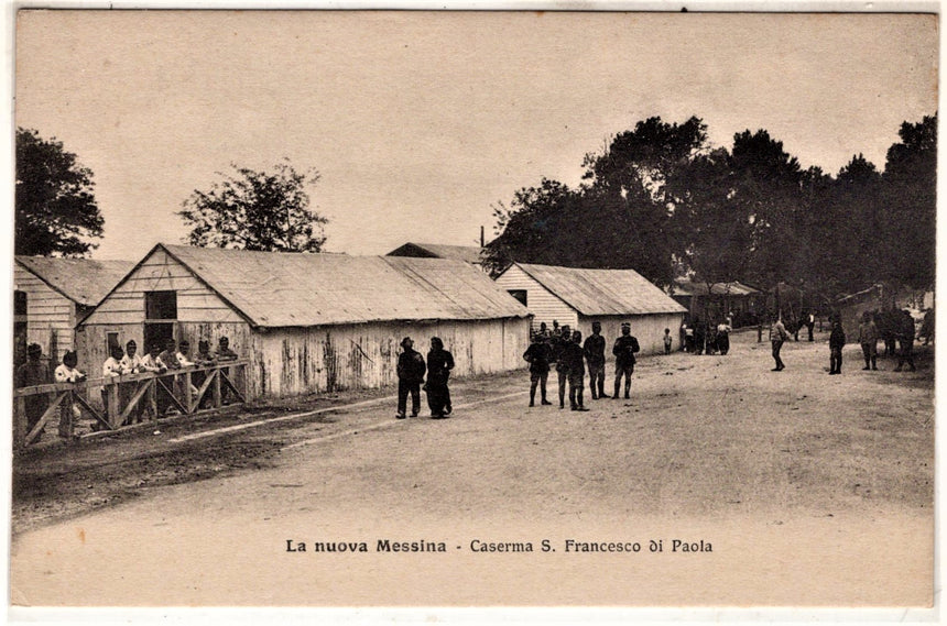 Cartolina antica La nuova Messina Caserma S.Ffancesco di Paola