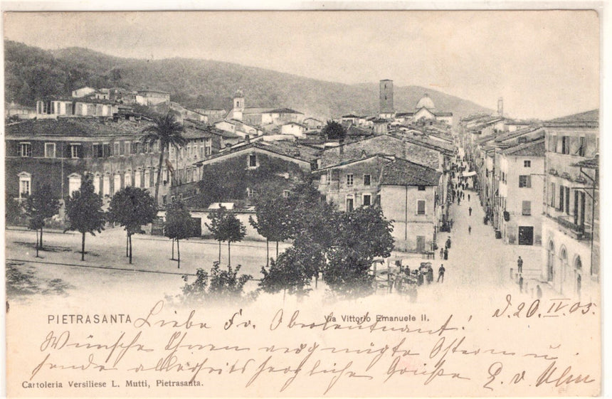 Cartolina antica Lucca Pietrasanta via V.Emanuele