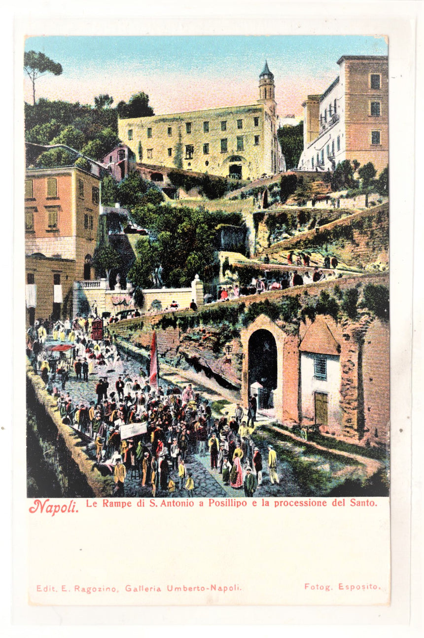 Cartolina antica Napoli le rampe di S.Antonio a Posillipo e procesione
