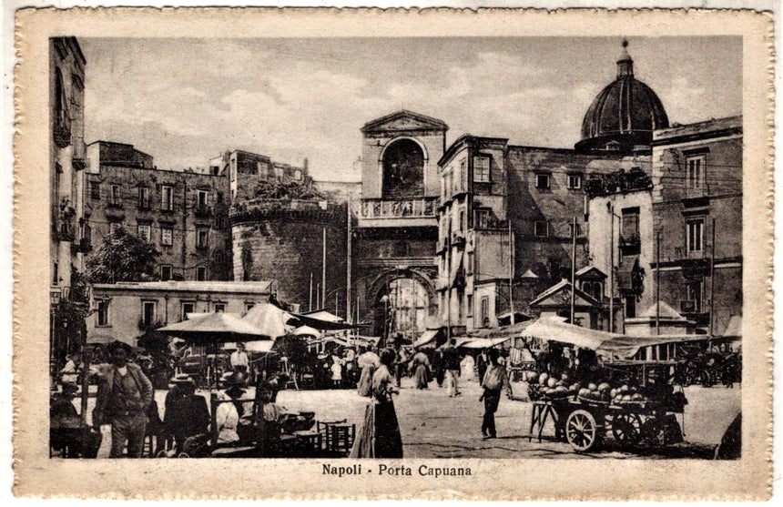 Cartolina antica Napoli mercato a Porta Capuana
