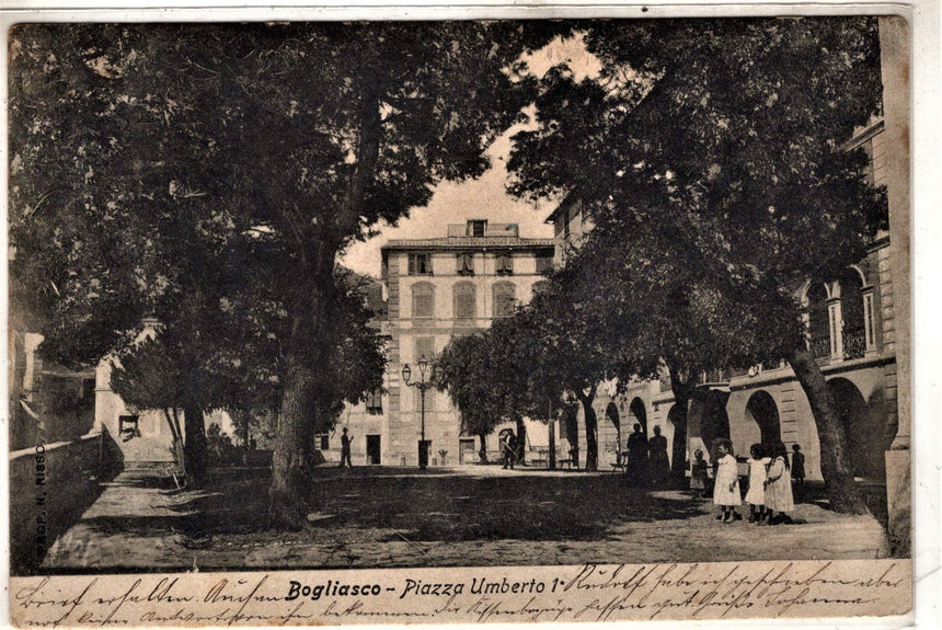 Cartolina antica Bogliasco piazza Umberto I