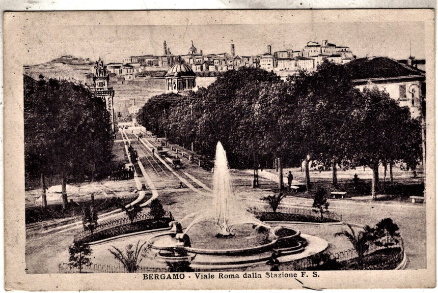 Cartolina antica Bergamo viale Roma dalla stazione