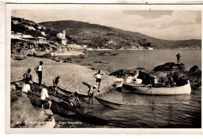 Cartolina antica Bordighera Capo Ampeglio bagnanti