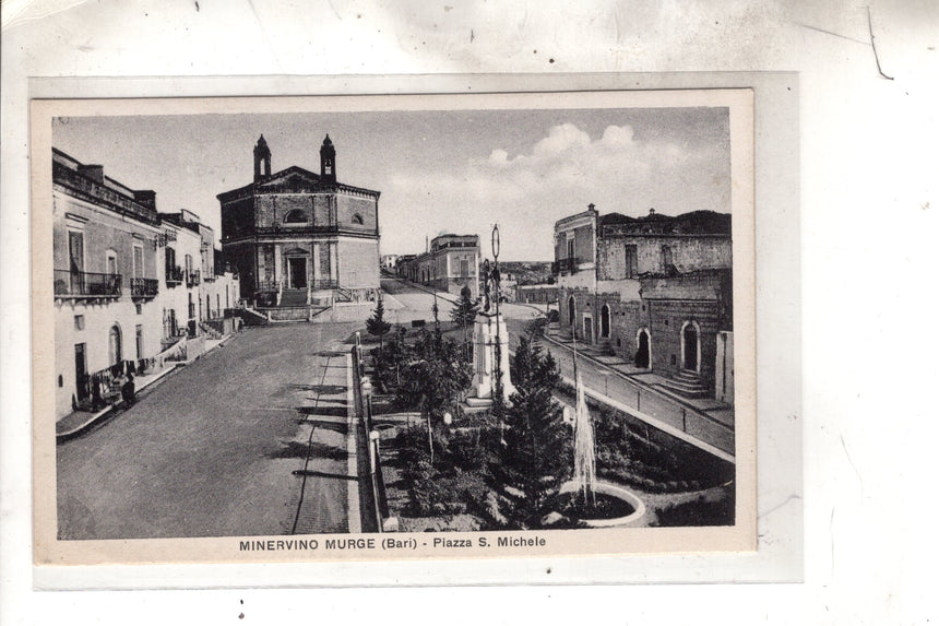 Cartolina antica Minervino Murge Bari Piazza S.Michele