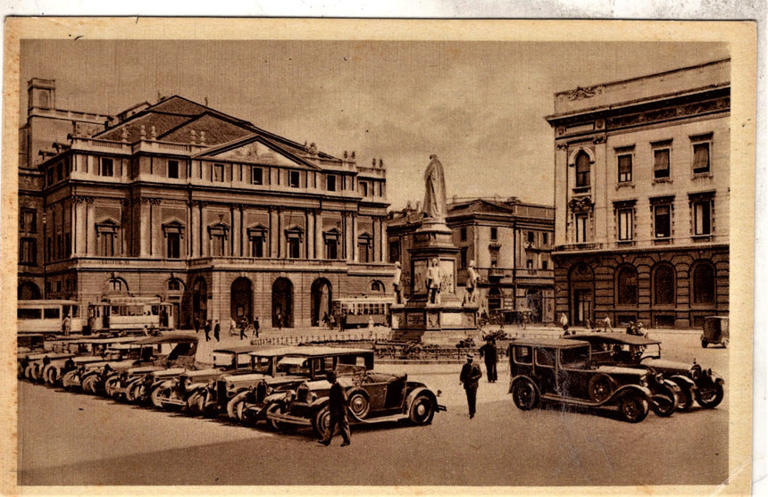 Cartolina antica Milano Teatro e piazza della Scala