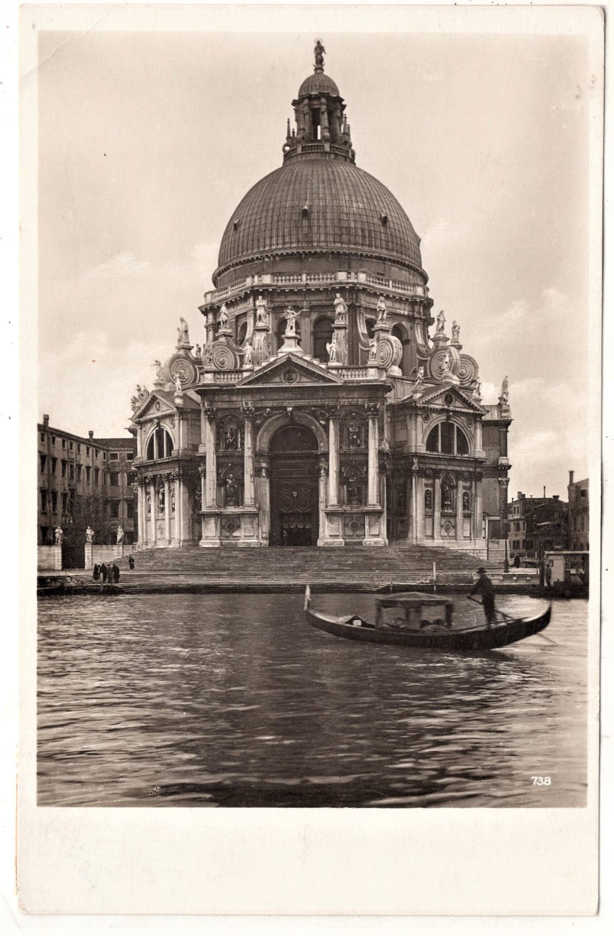 Cartolina antica Venezia Santa Maria della Salute spedita in Jugoslavia