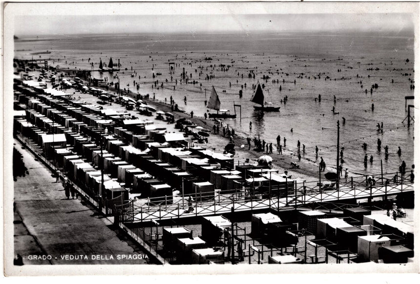 Cartolina antica Grado la spiaggia