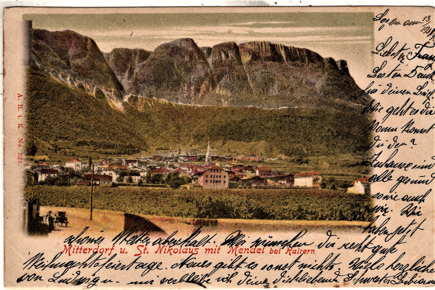 Sudtirol Alto Adige Mitterdorf und St. Nicolaus mit Mandel bei Kaltern