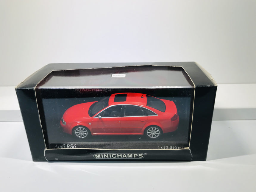 Minichamps Audi RS6 2002 red 1:43 - 400 011700