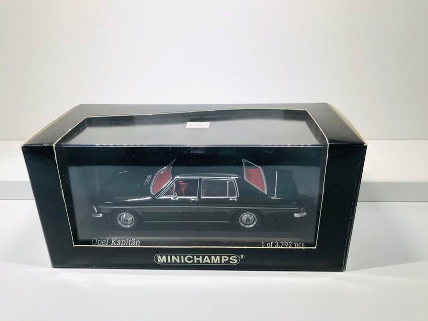 Minichamps Opel Kapitaen 1969-77 black 1:43 - 430 46001