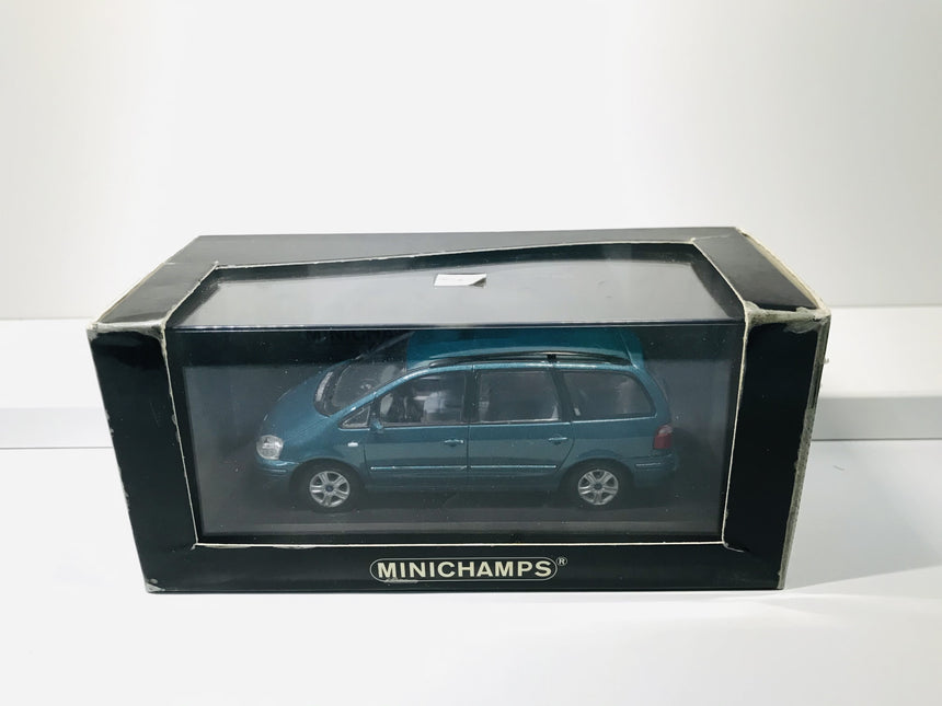 Minichamps Ford Galaxy green metallic 1:43 - 430 089500