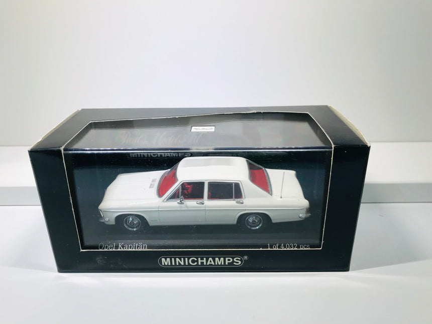 Minichamps Opel Kapitaen 1969-77 white 1:43 - 430 46000