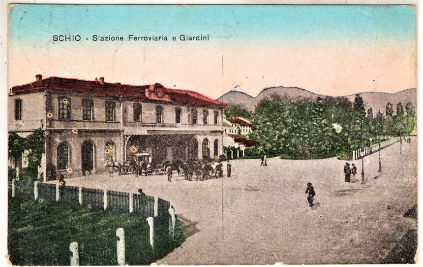 Cartolina antica Schio Stazione ferroviaria e giardini