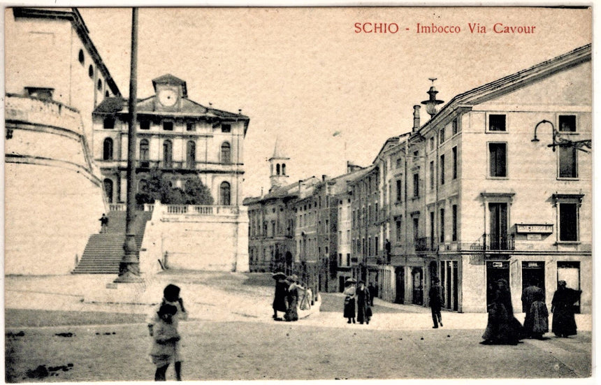 Cartolina antica Schio imbocco via Cavour