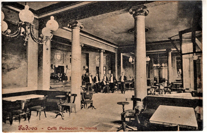 Cartolina antica Padova intrno caffè Pedrocchi