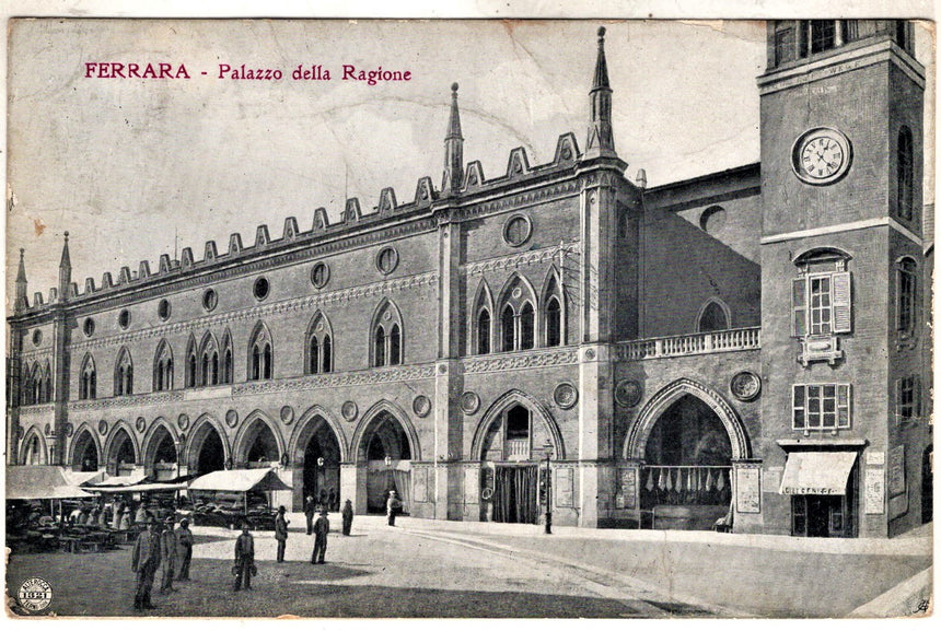 Cartolina antica Ferrara Palazzo regione e mercato