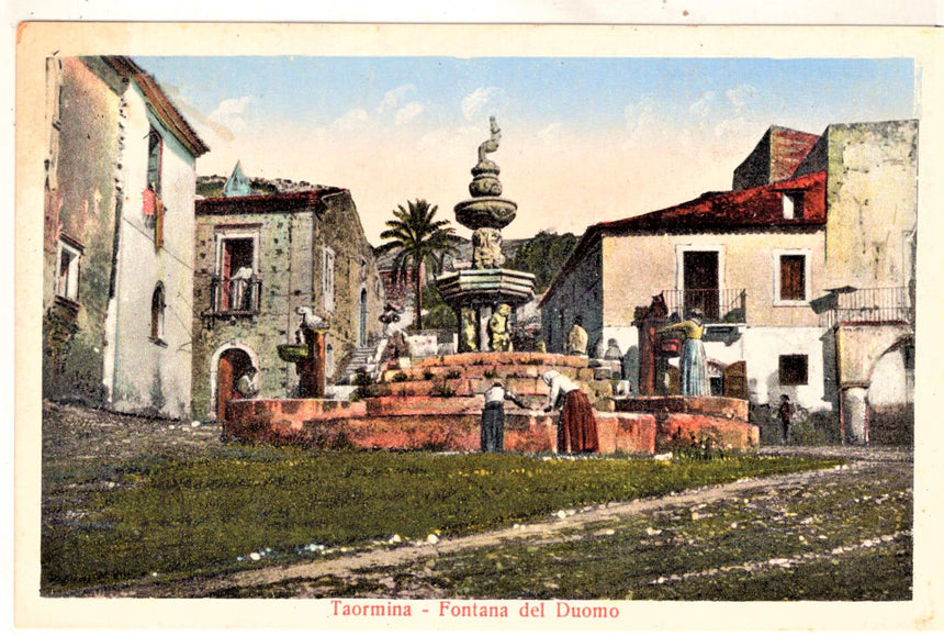 Cartolina antica Taormina la fontana del Duomo