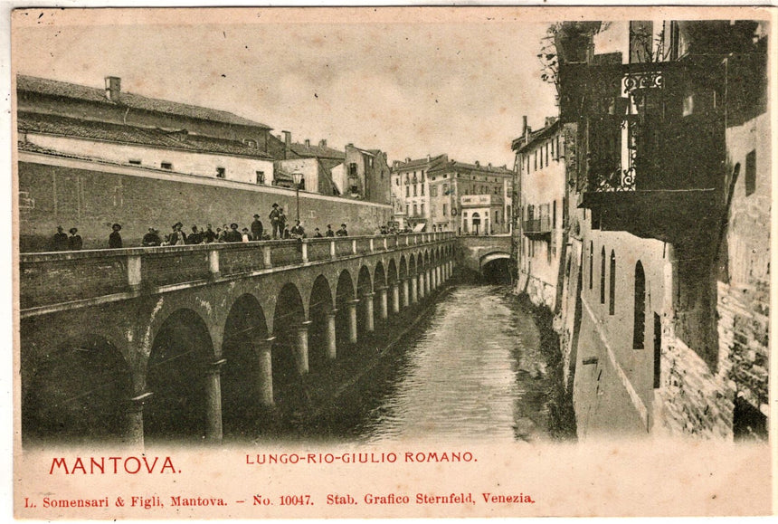 Cartolina antica Mantova lungo rio Giulio Romano