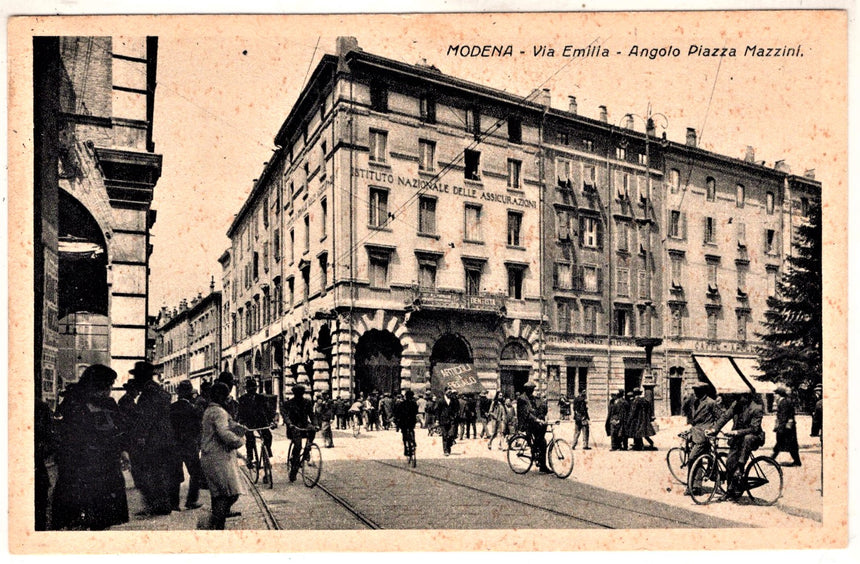 Cartolina antica Modena via Emilia e angolo piazza Verdi