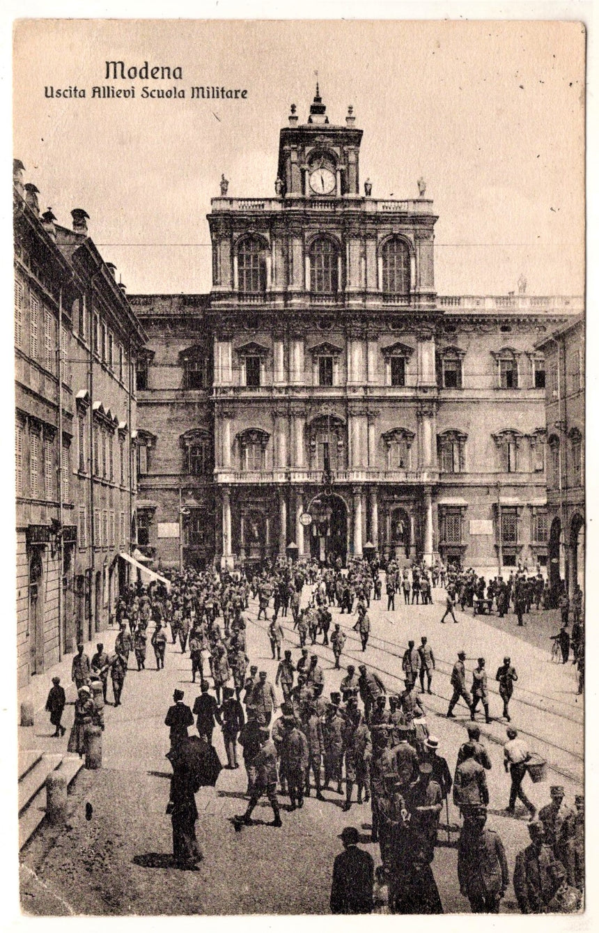 Cartolina antica Modena uscita alieve scuola militare