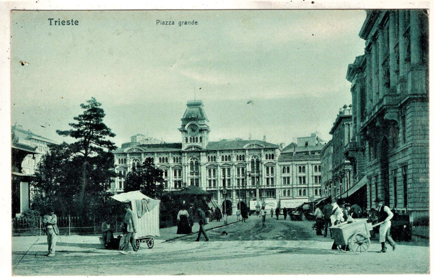 Cartolina antica Trieste piazza grande