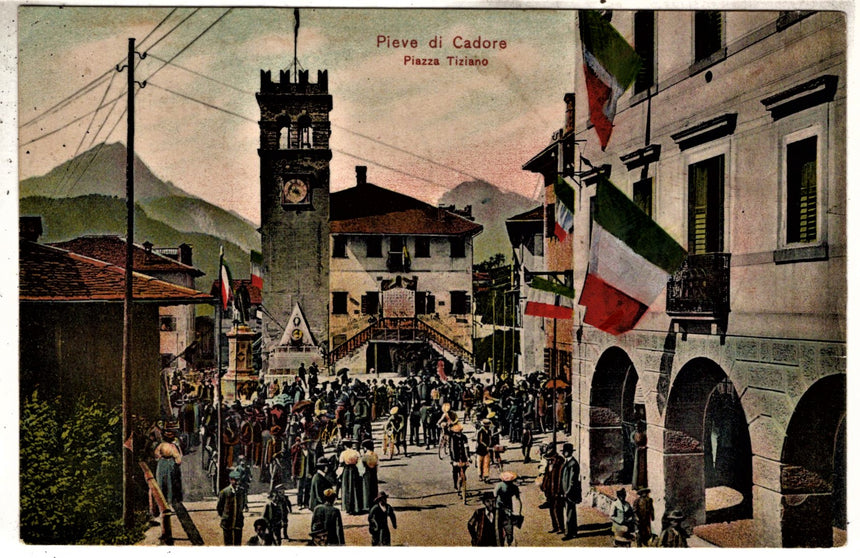 Cartolina antica Pieve di Cadore piazza Tiziano