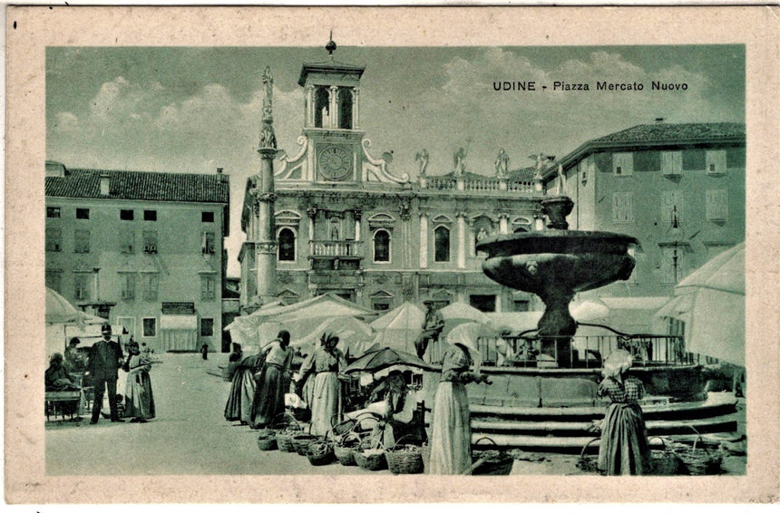 Cartolina antica Udine piazza del mercato