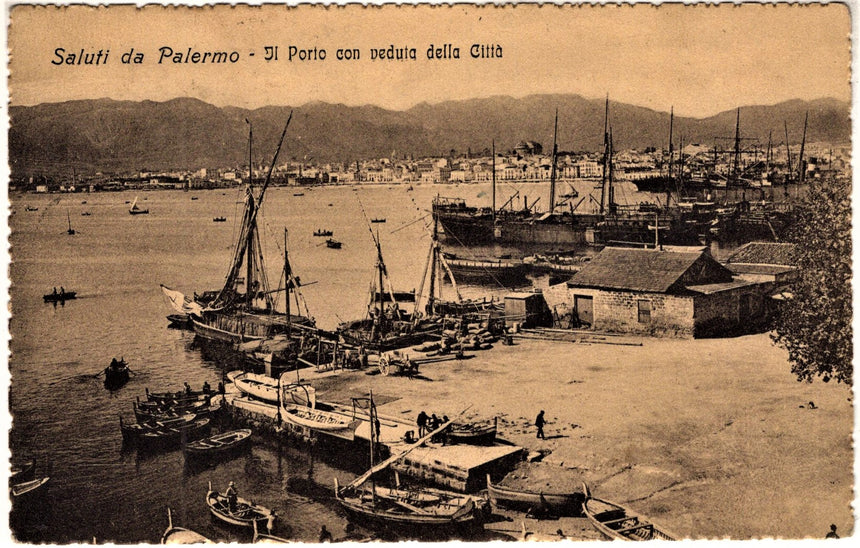 Cartolina antica Palermo il porto con veduta della città