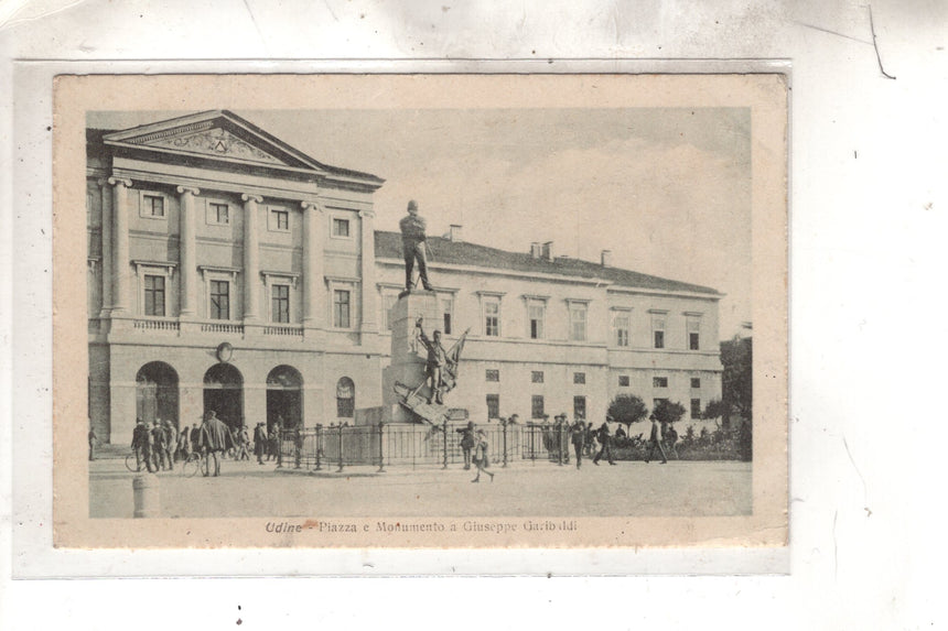 Cartolina antica Udine piazza e monumento a G.Garibaldi