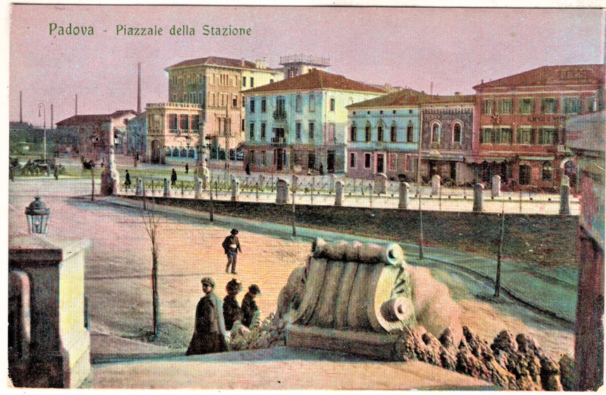 Cartolina antica Padova piazzale della Stazione