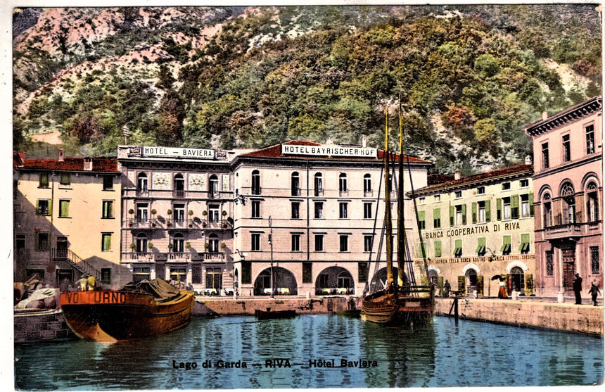 Cartolina antica Trento Riva Garda Hotel Baviere e Banca di Riva