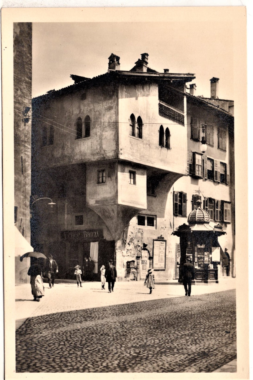 Cartolina antica Trento piazza Posta Vecchia