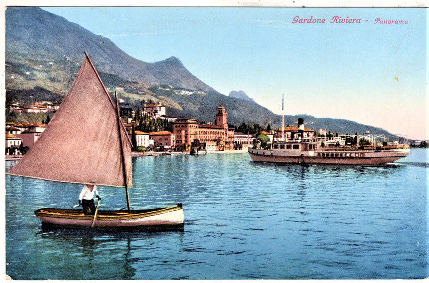 Cartolina antica Gardone sul Garda panorama