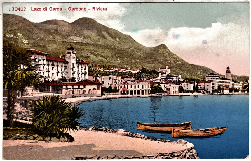 Cartolina antica Gardone sul Garda panorama