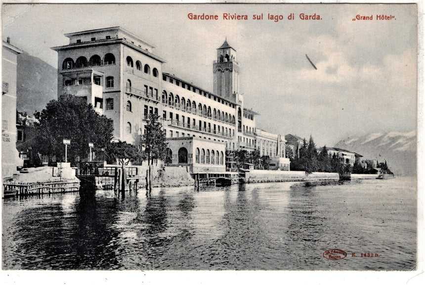 Cartolina antica Gardone sul Garda Grand Hotel bollo 10 Heller Torbole