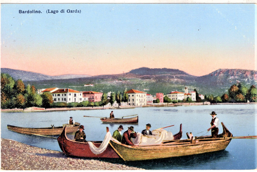 Cartolina antica Bardolino nel Garda pescatori