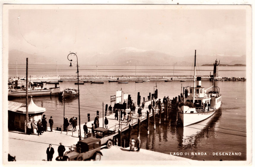 Cartolina antica Desenzano lago del Garda arrivo del battello