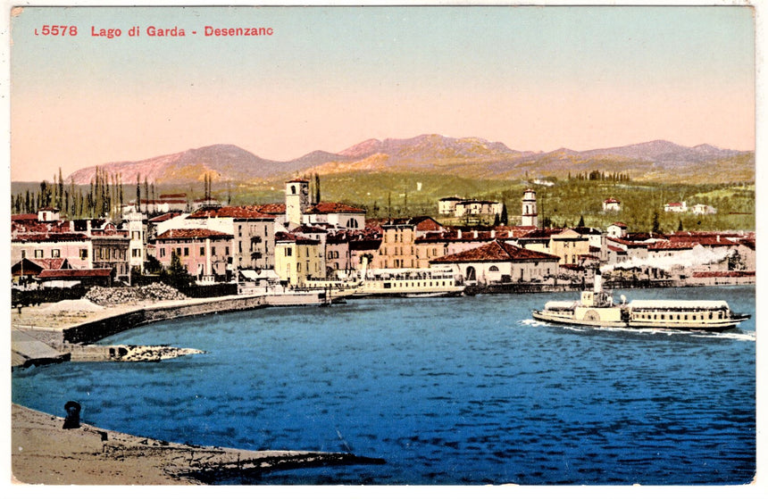 Cartolina antica Desenzano lago di Garda panorama e arrivo del battello