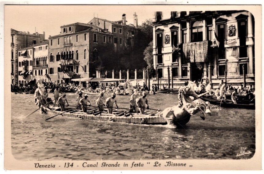 Cartolina antica Venezia Canal Grande in festa Le Bissone