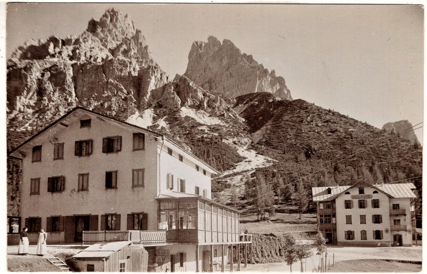 Cartolina antica Cortina Hotel tre Croci fotografica