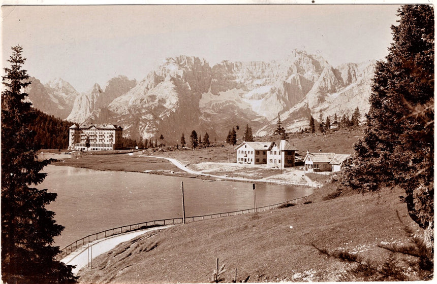 Cartolina antica Cortina lago e Hotel Misurina fotografica