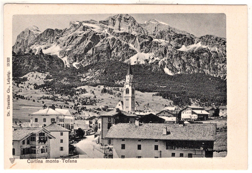 Cartolina antica Cortina e monte Tofana