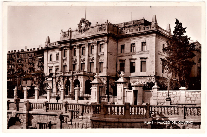 Cartolina antica Fiume palazzo del governo