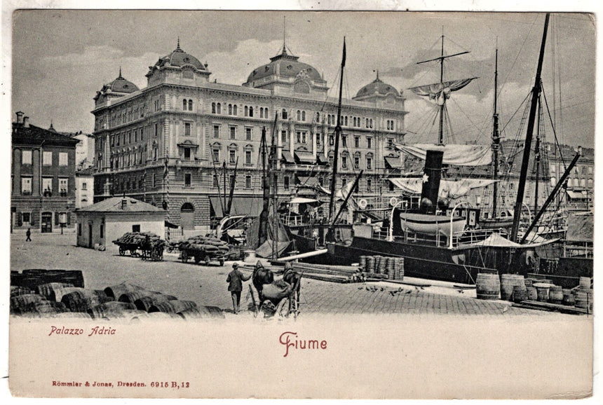 Cartolina antica Fiume palazzo Adria