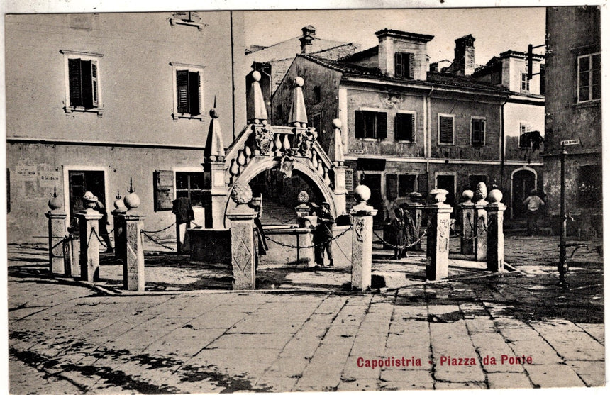 Cartolina antica Capodistria piazza da ponte