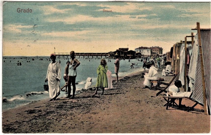 Cartolina antica Grado bagnanti in spiaggia Croazia