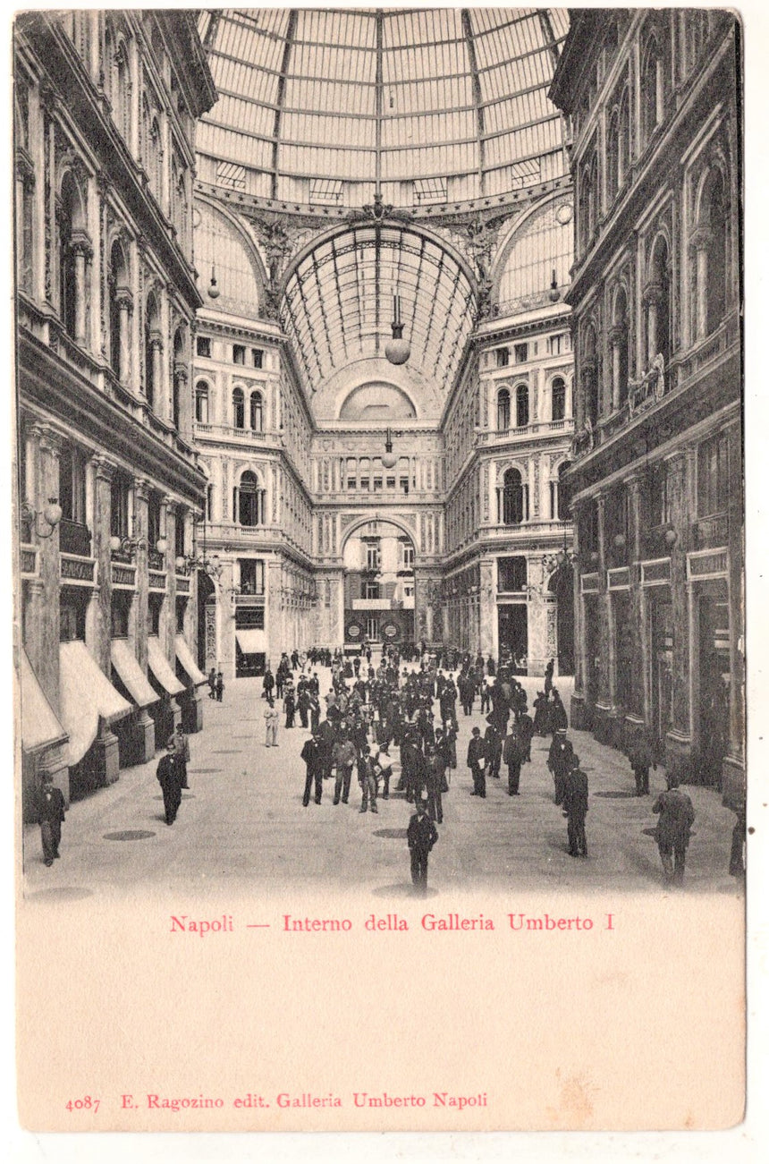 Cartolina antica Napoli Galleria Umberto I interno